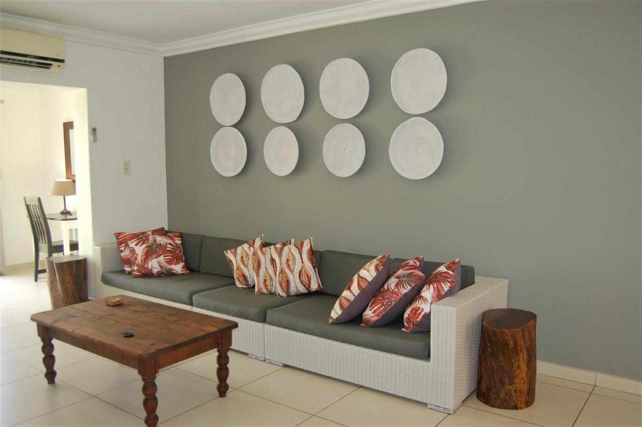 28 And 29 The Bridge Apartment St Lucia Luaran gambar