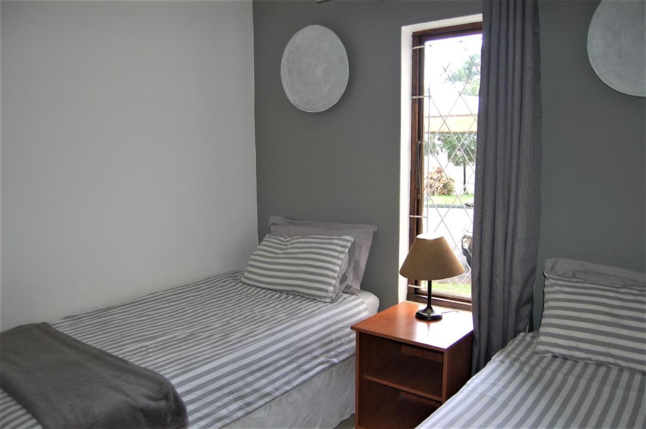 28 And 29 The Bridge Apartment St Lucia Luaran gambar