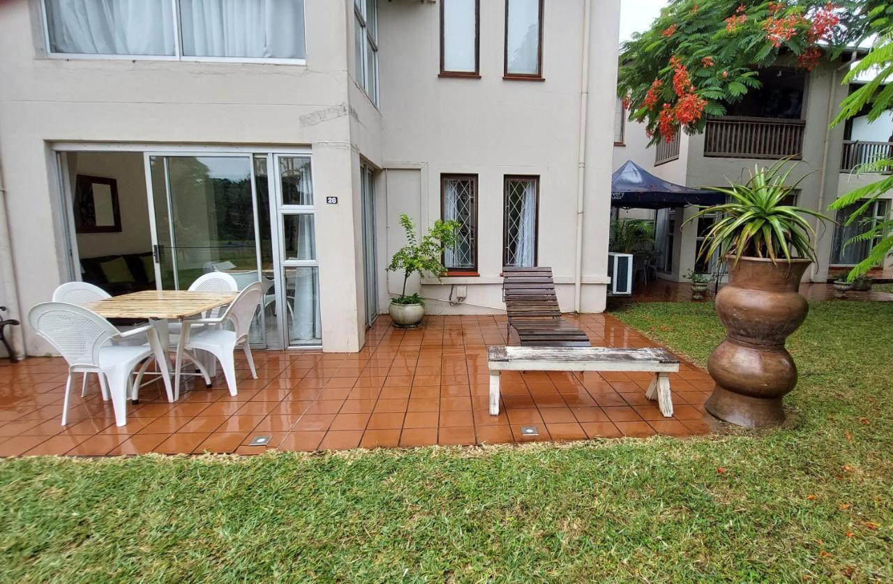 28 And 29 The Bridge Apartment St Lucia Luaran gambar