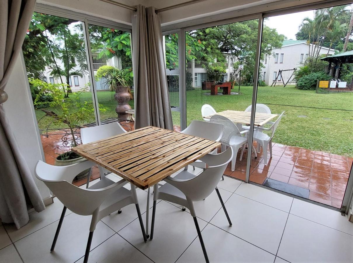 28 And 29 The Bridge Apartment St Lucia Luaran gambar