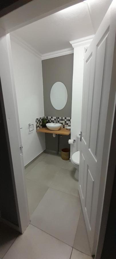 28 And 29 The Bridge Apartment St Lucia Luaran gambar